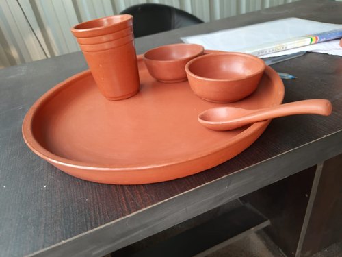 Round Brown Clay Terracotta Dinner Set