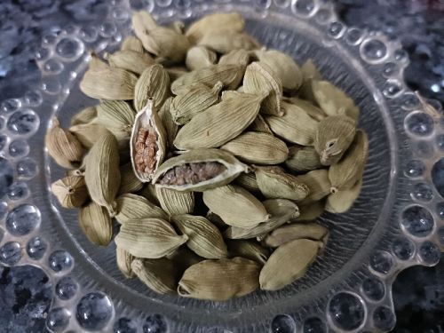 Green Cardamom, Shelf Life : 12 Months