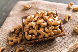 Cashew nuts, Packaging Type : Plastic Packat, Packaging Size : 5kg