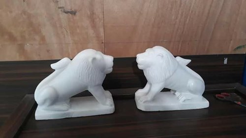 Polished Carved Marble Sitting Lion Statue, Color : White