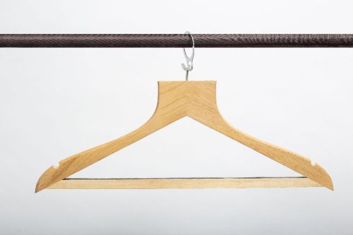 Anti-Theft Trouser Oak Yellow Bar Hanger, Style : Classy