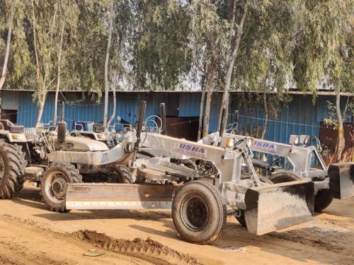 Eicher Tractor Grader, Model Number : Double Pin