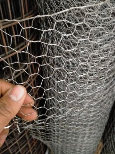 Iron Chicken Wire Mesh, Weave Style : Welded