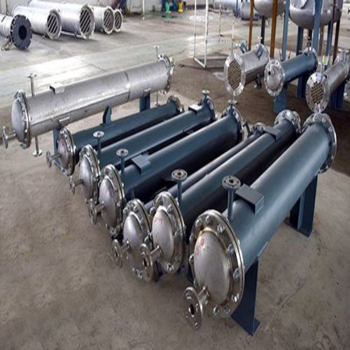 Cylindrical Steel Industrial Tube Heat Exchanger, For Oil, Voltage : 240V