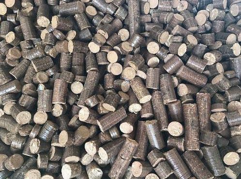 SUGAR CANE &SAW DAST Briquettes