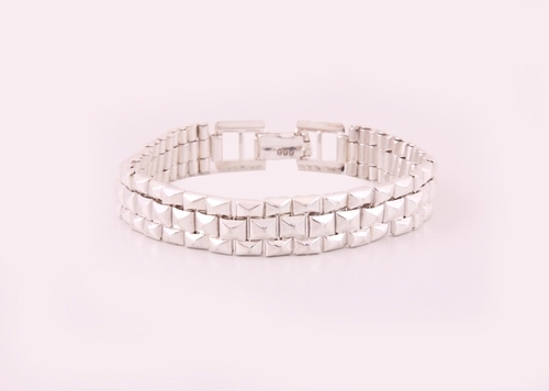 Silver Bracelet, Packaging Type : Box