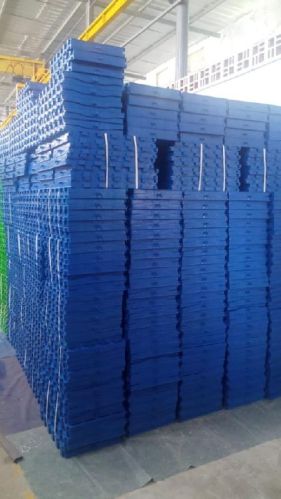 HDPE Dotted Cage Mat, Technics : Attractive Pattern, Embroidered, Handloom, Washed, Yarn Dyed