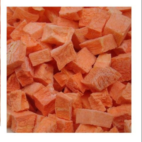 Dehydrated Carrot Cube, Packaging Size : 10 Kg