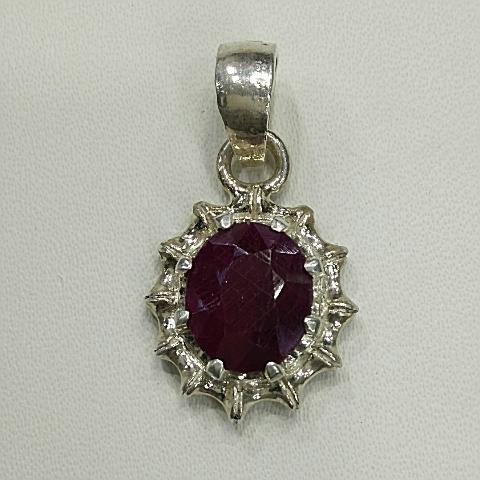 Silver Polished Plain Ruby Pendant, Purity : 3 To 15 Carat