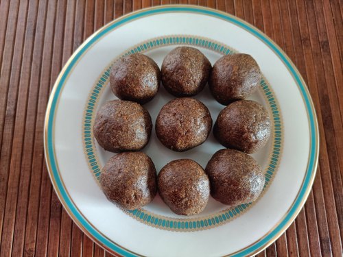 Ragi Peanut Laddoo