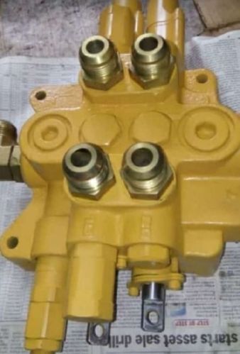 Polished Aluminium HM Loader Yellow Valve, For Automobile Industry, Size : Standard