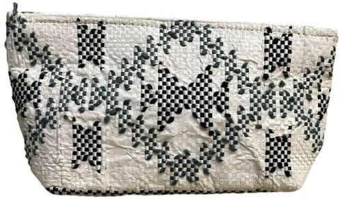 Tart Taat Embroidered Pouch, Size : Standard