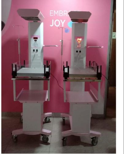 Polished Infant Radiant Warmer