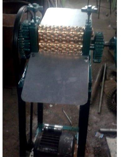 Drop Roller Machine, Capacity : 120 Kg/HR