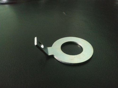 Round Stainless Steel Lock Washer, For Automobile Industry, Dimension/Size : 16mm