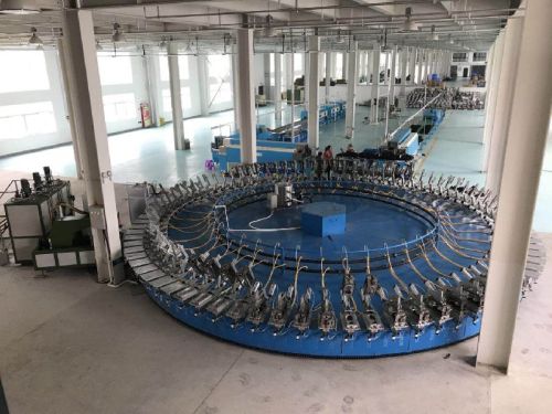 Foam Machine PU Sole Making Machine, Brand Name : Luzhou