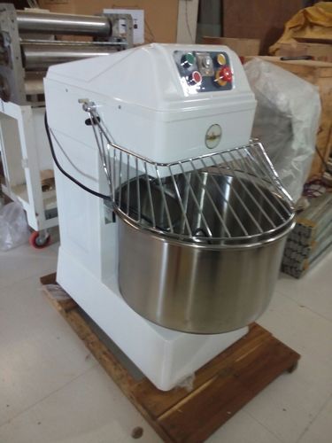50-60 Hz Polished Stainless Steel Dough Mixer, Feature : Easy To Operate, Fine Finished