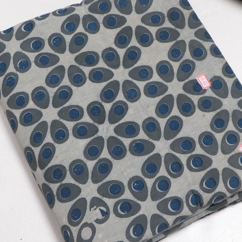 Cotton Printed Fabric, For Apparel/Clothing, Color : Multiple