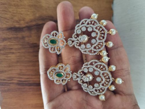 18k Gold HipHop Ear Ring With Premium White Moissanite Stone