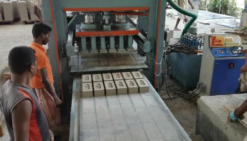 FULLY AUTOMATIC DOUBLE JACK CONVEYOR BELT SYSTEM FLY ASH BRICKS MAKING MACHINE