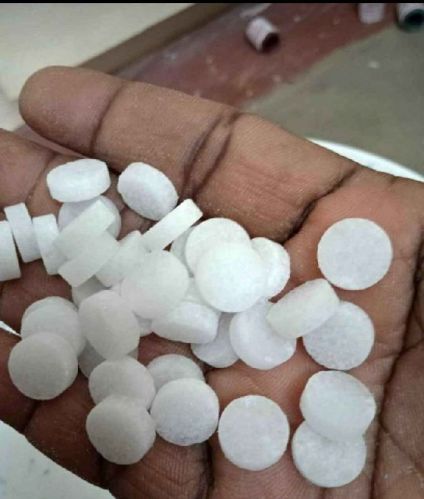 Camphor Tablets, For Chemicals, Medicine, Worship, Form : Solid, Powder