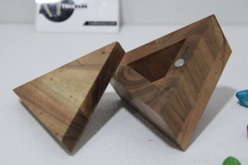 Triangle Small Magnetic Lock Wooden Box, For Keeping Jewelry, Feature : Termite Proof, Perfect Shape