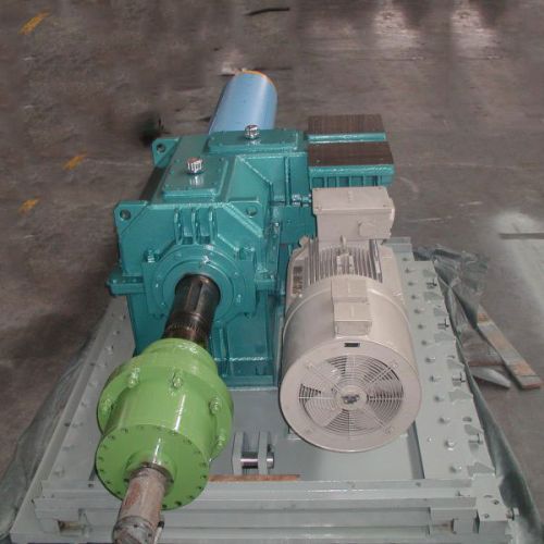 Foot Mounted Two Stage Uncoller Helical Gearbox