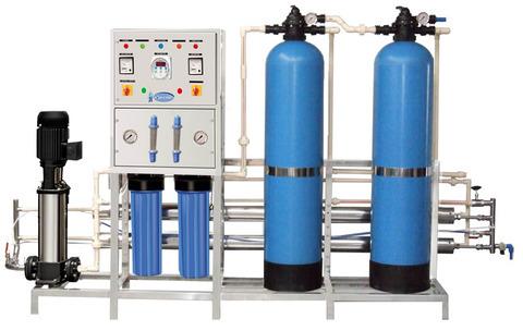 Electric Polished Metal Reverse Osmosis Plant, Voltage : 220V