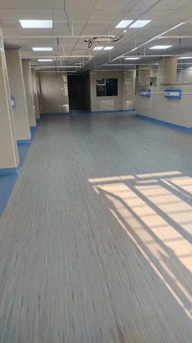 Rubber Vinyl Flooring, Surface Treatment : PUR Protection