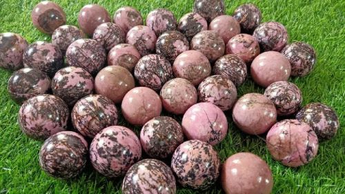 Round Stone Rhodonite Sphere, For Healing, Gemstone Color : Pink Black