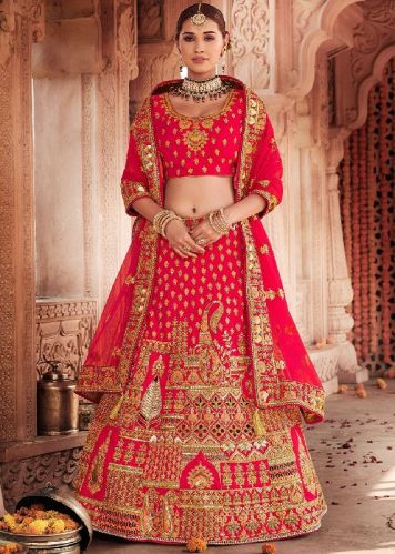 Zardozi & Zari Lehenga Choli, Feature : Anti-Wrinkle, Comfortable, Easily Washable, Impeccable Finish