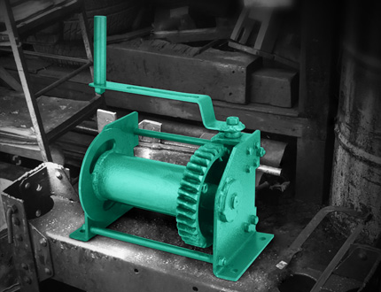 Manual Worm Gear Winch Machine, Rope Material : Iron