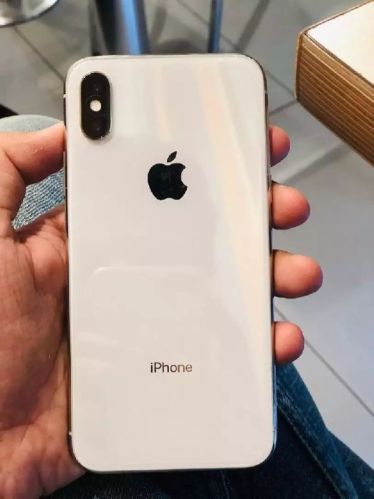 iPhone X ホワイト Apple iPhone X - 256GB - Silver (Factory Unlocked) - Good
