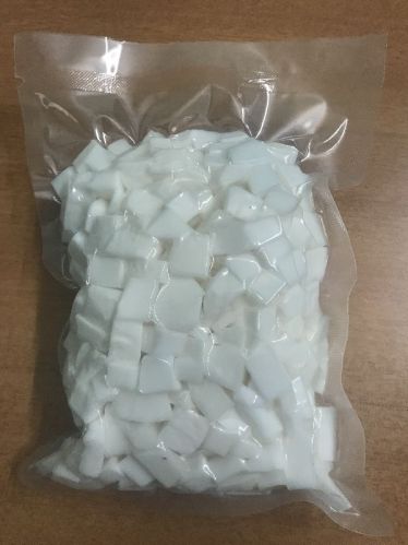 Organic 400gm Coconut Chunks, Color : White
