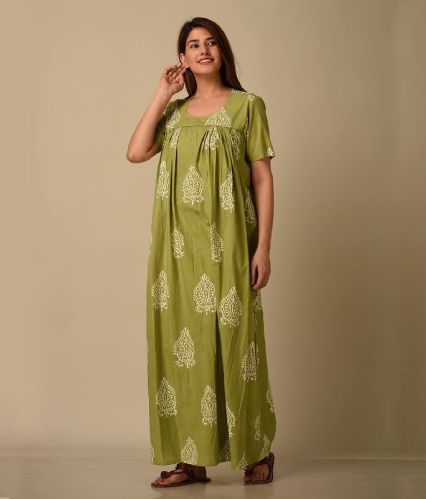 Opulent Blooms Jade Green Nighty Gown, Feature : Anti-Static, Anti-Wrinkle, Dry Cleaning