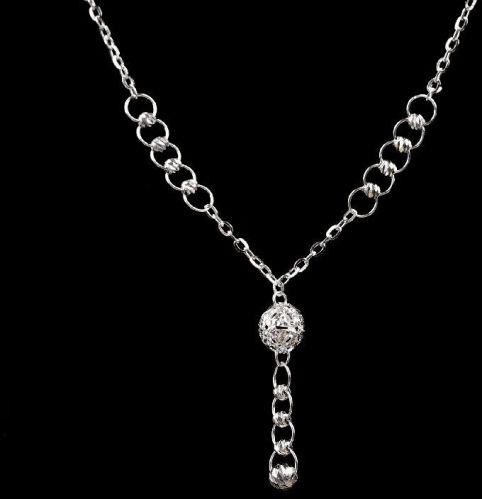 Antique Sparkling Perfect For Party Necklace, Occasion : Engagement, Gift