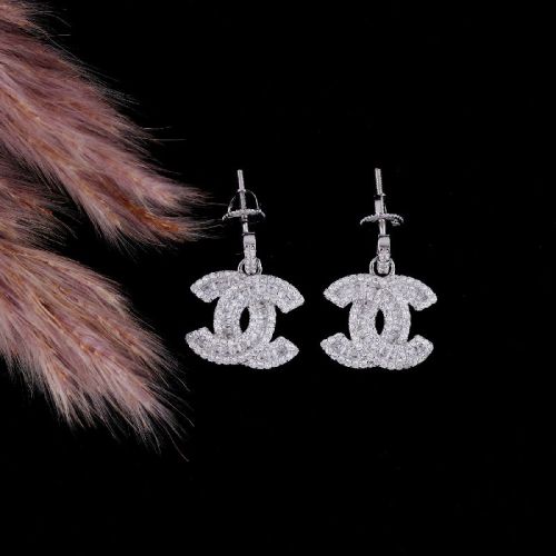 Spark In Party Diamond Earring, Packaging Type : Plastic Packet, Paper Box