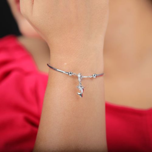 Kilory Jwewlry Silver Polished Cubic Zirconia Unique Design Bracelet, Gender : Female