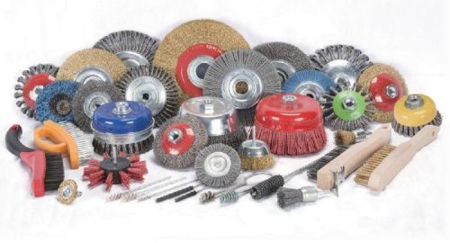 Wheel Brush 15-20 Inches, Brand Name : shapu, Packaging Size : 100