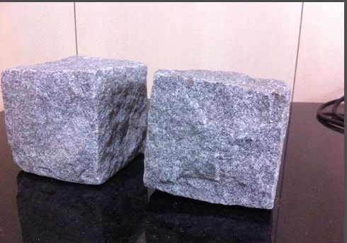 Rectangular Grey Granite Cobbles, For Flooring, Pattern : Plain
