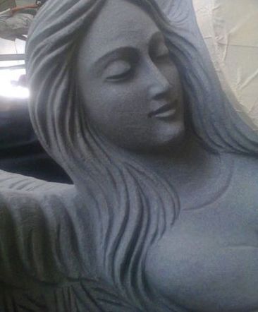 Non Polished Lady Stone Sculpture, For Garden, Feature : Dust Resistance, Perfect Shape