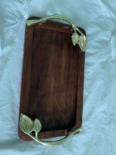 Rectengular Wooden Tray With Leaf Handle, For Homes, Hotels, Restaurants, Feature : Light Weight, Durable