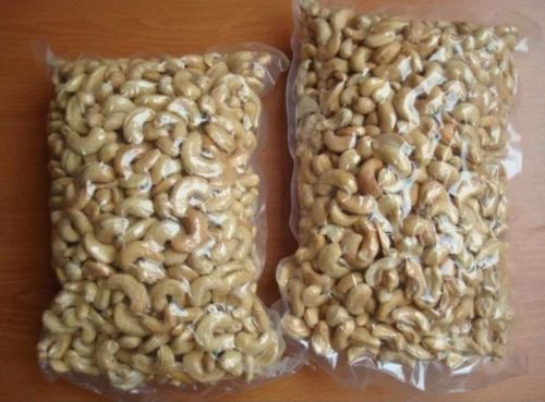 Cashew Nuts, For Herbal Formulation, Cooking, Packaging Type : Plastic Box