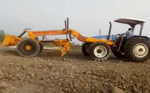 Fuel Tractor Grader, For Construction Use, Certification : ISI Certified
