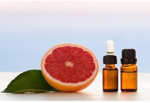 Light Orange VDH Liquid Grapefruit Oil, For Medicine Use, Medicines, Packaging Type : Glass Bottels