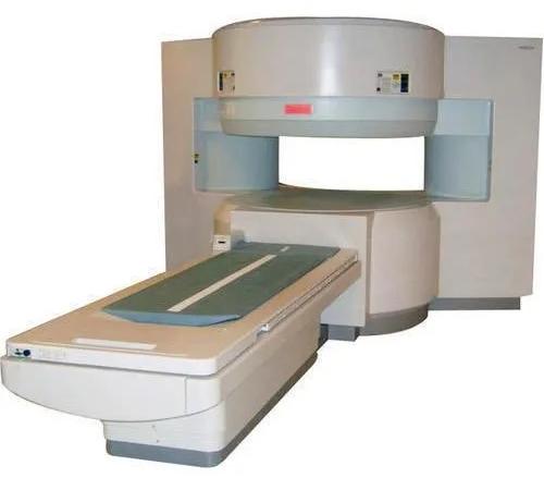 Hitachi MRI Machine