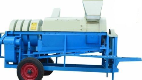 4 Fan Multi Crop Thresher, For Agriculture Use, Threshing Capacity : 1000-1500kg/HR