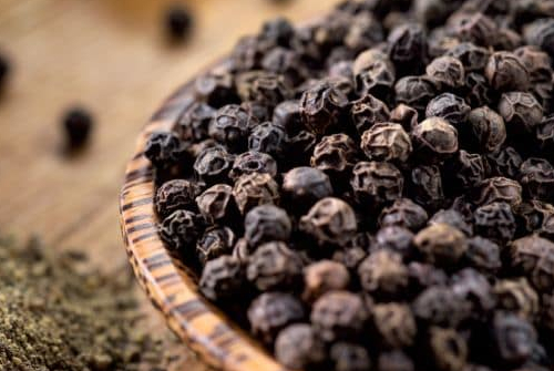 Organic Black Pepper Seeds, Certification : FSSAI Certified