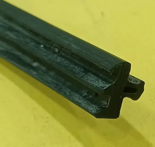 Glass Facade Rubber Profile, Feature : Crack Proof, Excellent Quality, Fine Finishing, High Strength