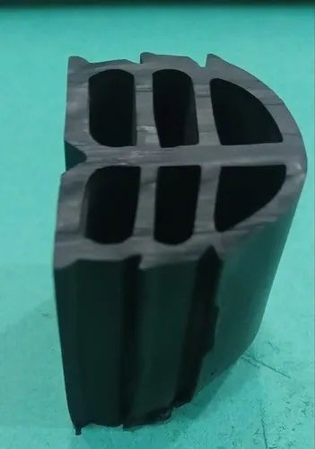 Polished Neoprene Rubber Expansion Joint, For Bridge, Railway Etc, Feature : Durable, Fine Finishing